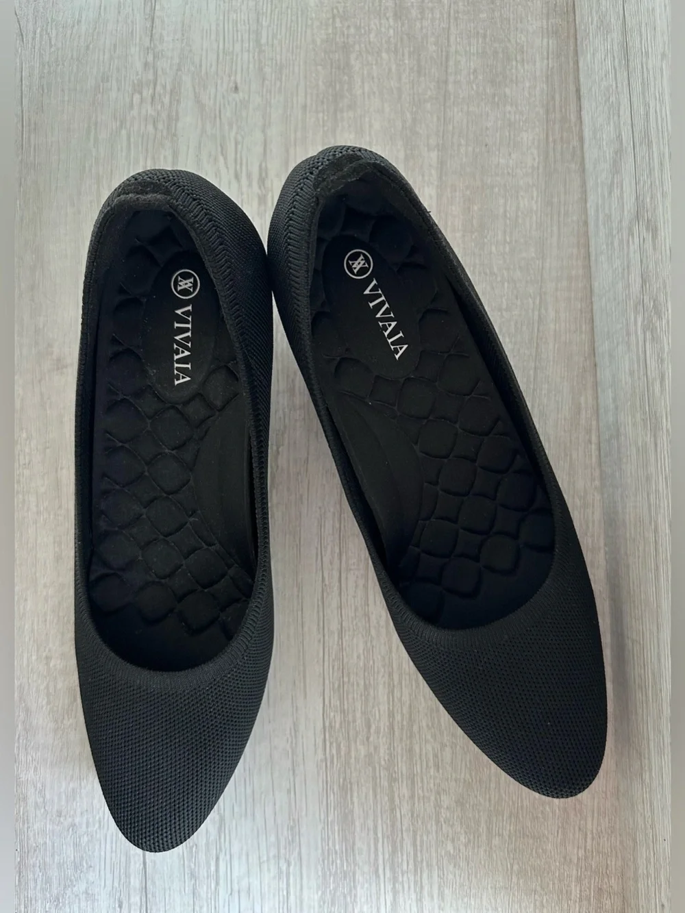 Vivaia Almond-Toe Wedge Heels Tamia Pro Wedges Black Size 8.5 / 39.5